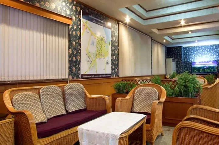 Сакон Накхон: Sakol Grand Palace Hotel