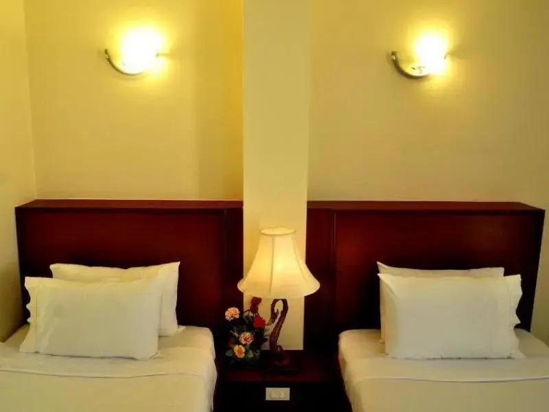Лоэй: Baiboon Place Hotel