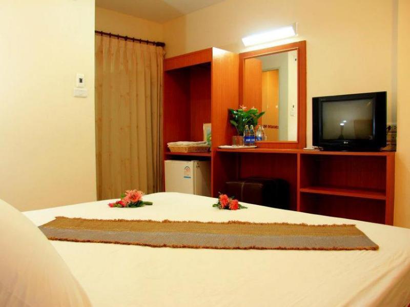 Лоэй: Baiboon Place Hotel