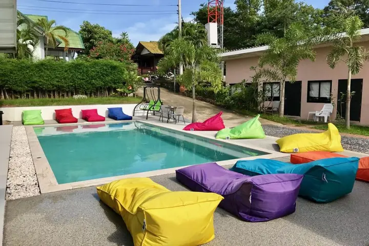 Самуи: Samui Backpacker Hotel