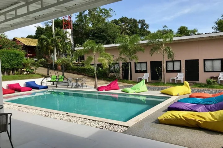 Самуи: Samui Backpacker Hotel