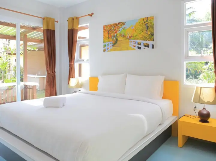 Чумпхон: Pueanjai Resort and Restuarant