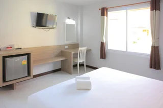 Чумпхон: Pueanjai Resort and Restuarant