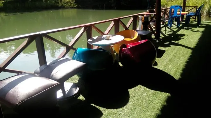 Чумпхон: Pueanjai Resort and Restuarant