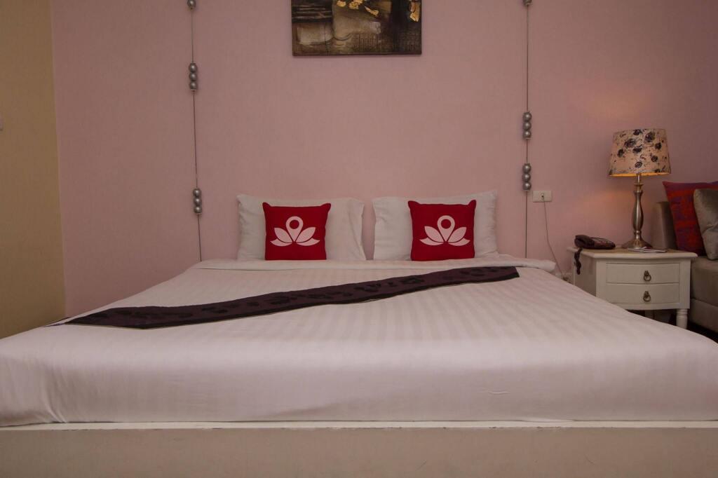 Бангкок: ZEN Rooms Soi Than Tawan