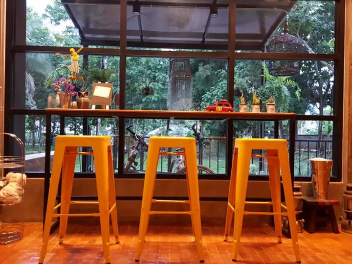 carousel image 4