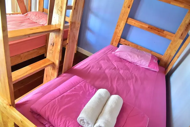 Прачуапкхирикхан: De Hostel