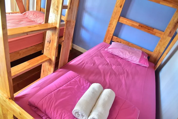 Прачуапкхирикхан: De Hostel