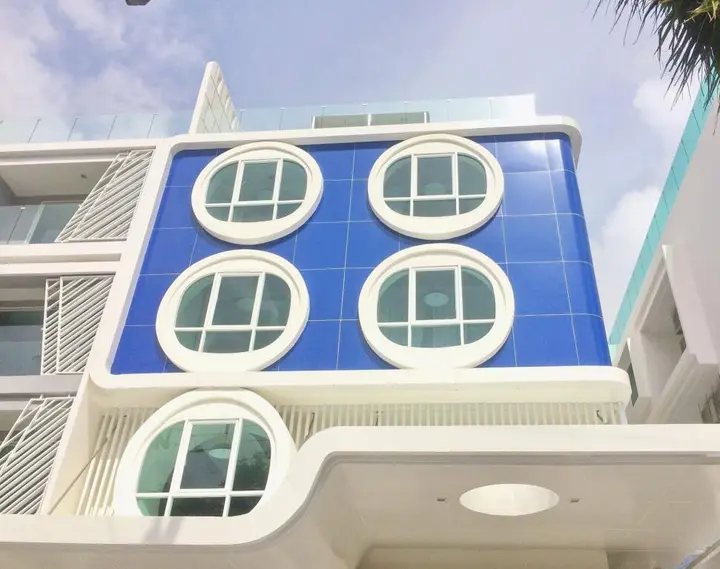 Кату: BearPacker Patong Hostel