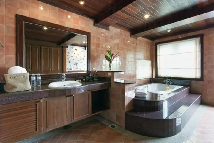 Кату: Villa H