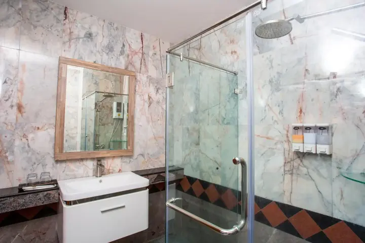 Сирача: Triple B Boutique Residence