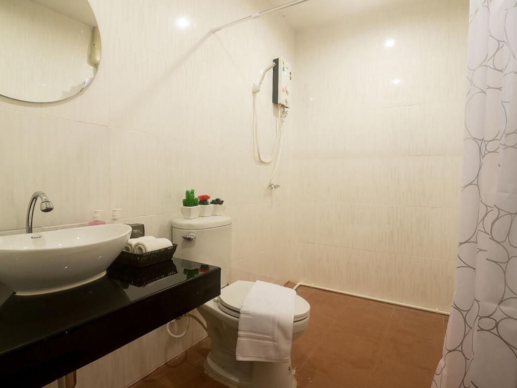 Муанг: Green Leaf Hostel