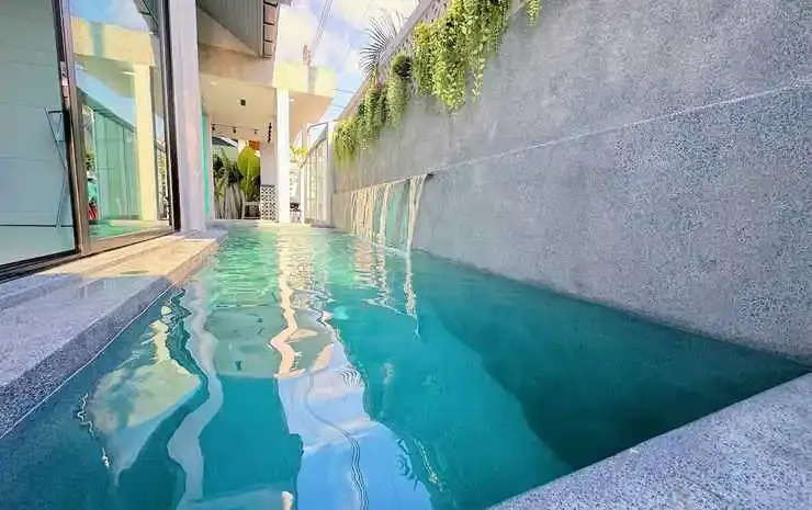 Тхаланг: Stylish 3br Pool Villa Walk to Beautiful Naiyang Beach