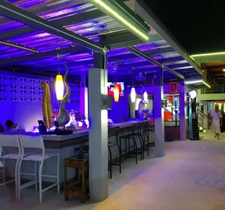 Тхаланг: Stylish 3br Pool Villa Walk to Beautiful Naiyang Beach