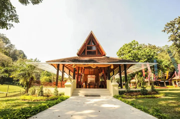 Ханг Донг: Suan Bua Resort