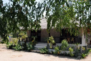 Остров Тау: Secret Garden Village