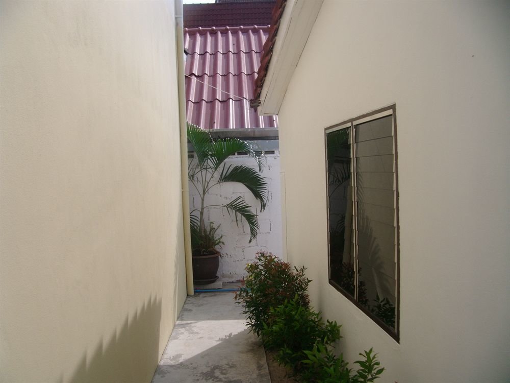 Кату: Hotel Puerta del Sol Phuket