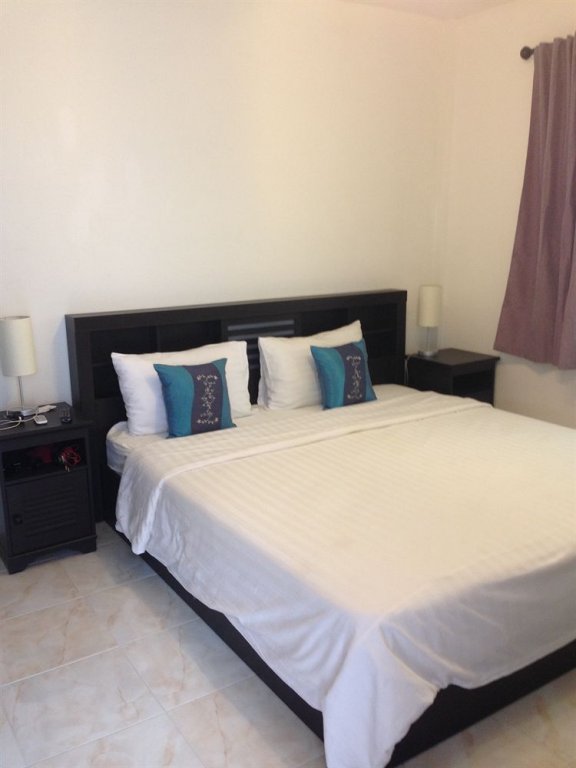 Кату: Hotel Puerta del Sol Phuket