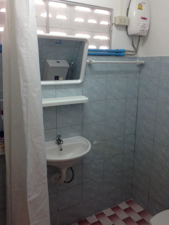 Кату: Hotel Puerta del Sol Phuket