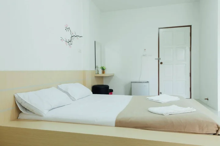 Сураттхани: Cheaper Room