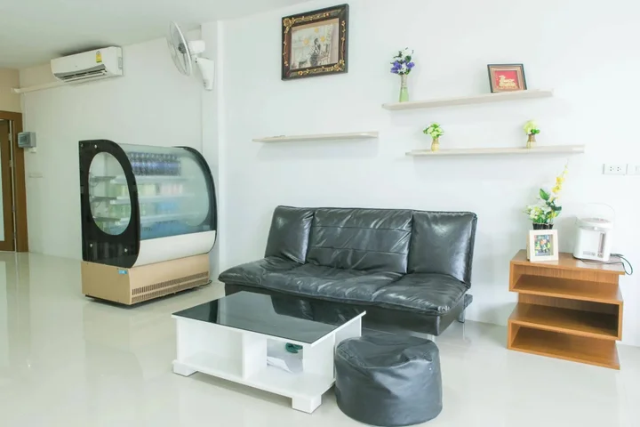 Сураттхани: Cheaper Room