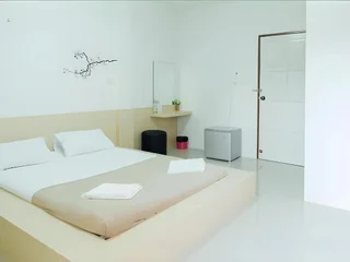 Сураттхани: Cheaper Room