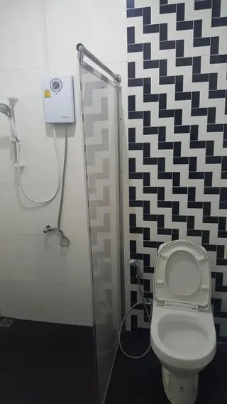 Сураттхани: Cheaper Room