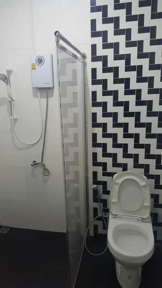 Сураттхани: Cheaper Room