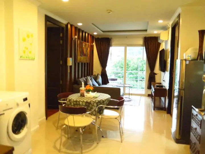 Кату: 6 39 -2bedroom 2baths 1 km Walking to Patong Beach