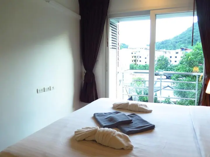 Кату: 6 39 -2bedroom 2baths 1 km Walking to Patong Beach