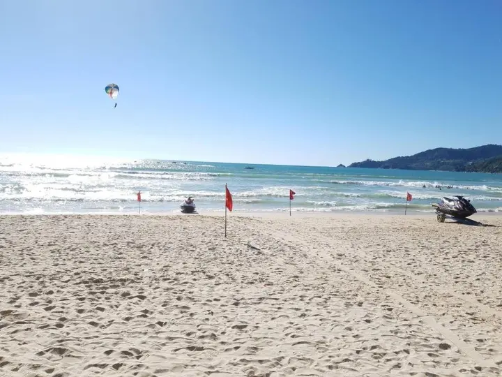 Кату: 6 39 -2bedroom 2baths 1 km Walking to Patong Beach