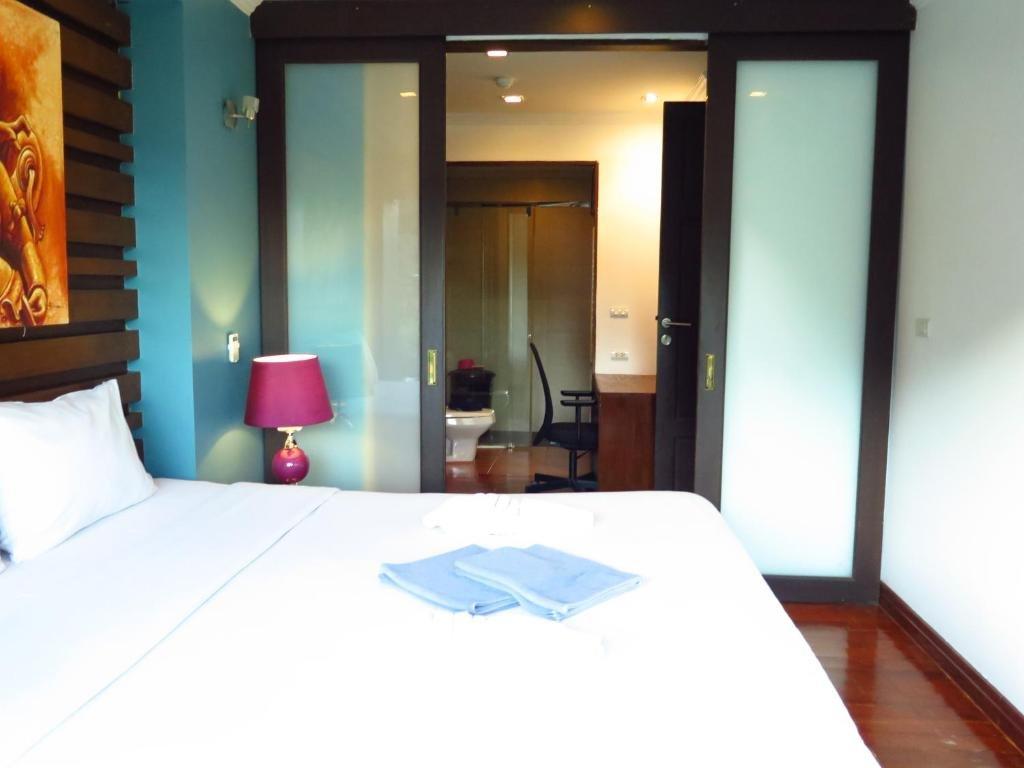 Кату: 6 39 -2bedroom 2baths 1 km Walking to Patong Beach