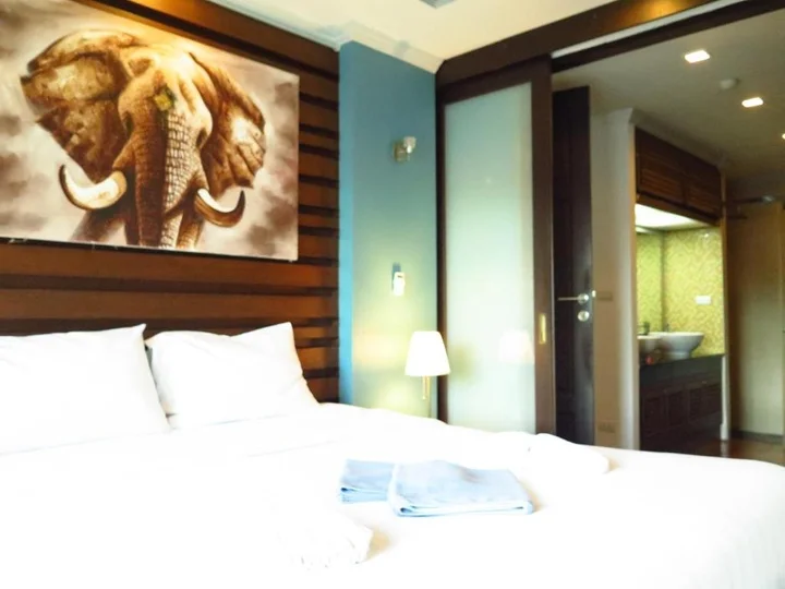 Кату: 6 39 -2bedroom 2baths 1 km Walking to Patong Beach