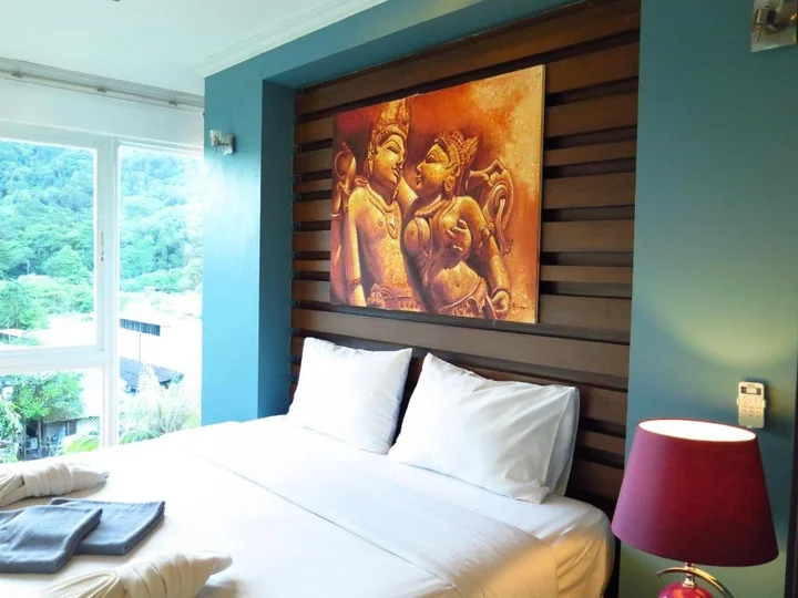 Кату: 6 39 -2bedroom 2baths 1 km Walking to Patong Beach