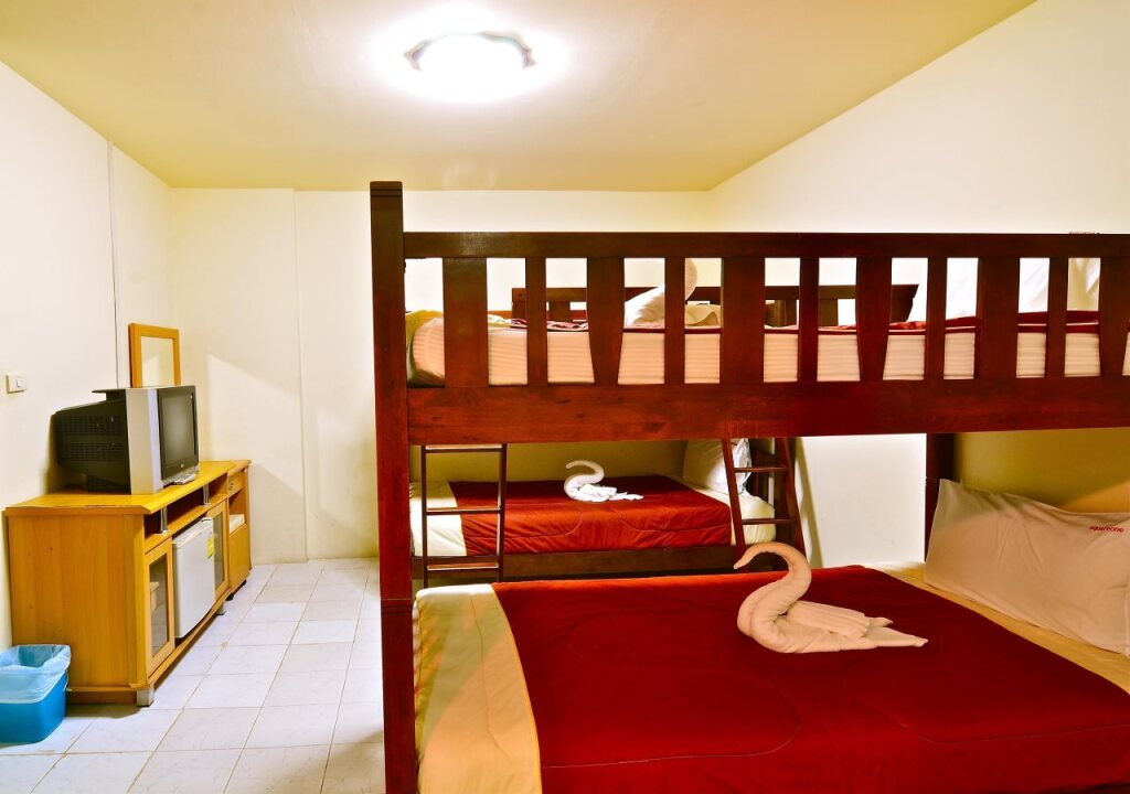 Кату: Square One Hotel Patong