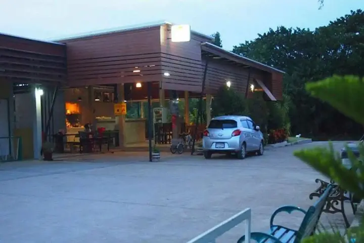 Нанг-Ронг: Punnada Resort