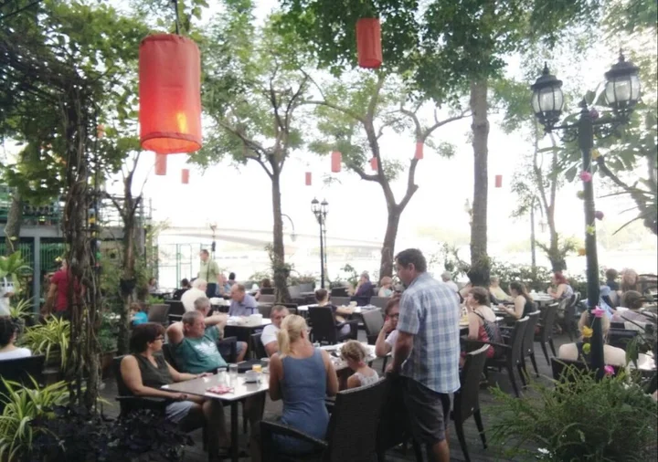 Бангкок: New Siam Riverside