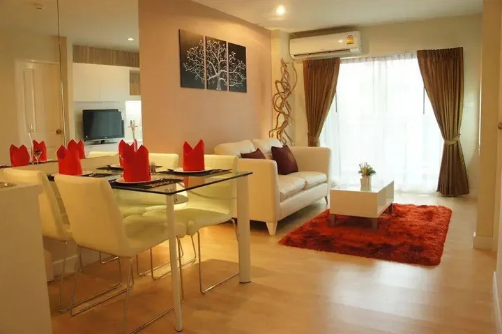 Бангкок: The Cube Boutique Residence