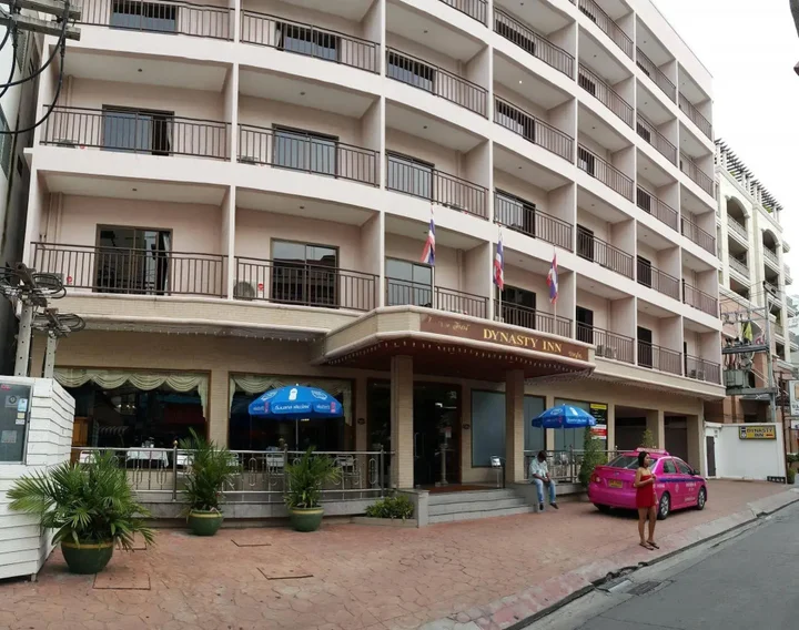 Паттайя: Dynasty Inn Pattaya