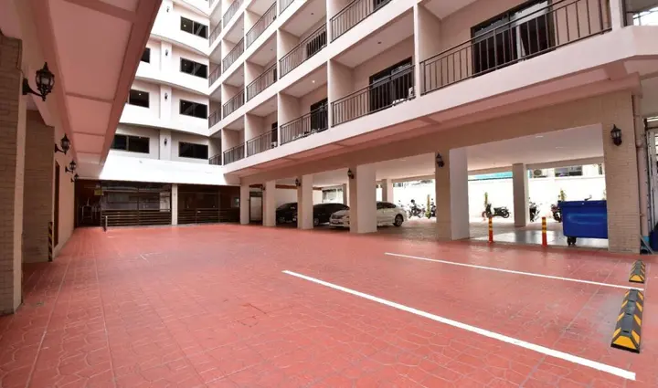 Паттайя: Dynasty Inn Pattaya