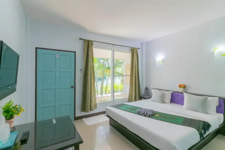 Паттайя: Dynasty Inn Pattaya