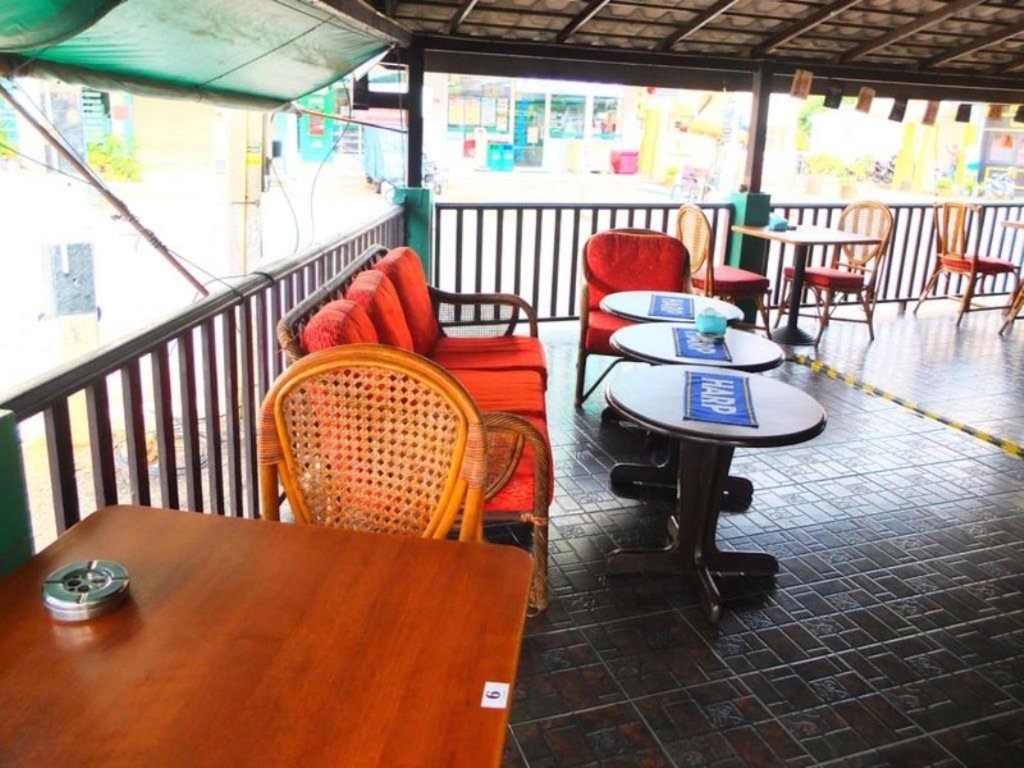 Паттайя: The Caddy Shack Inn