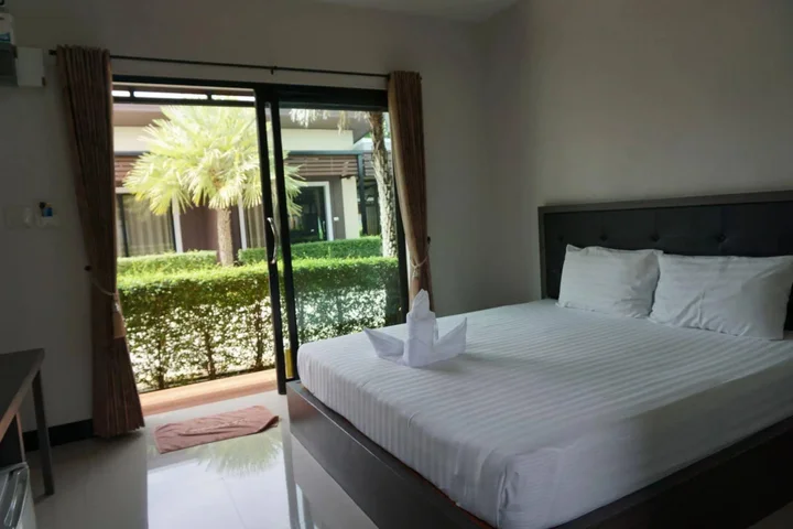 Лансака: Phumipat Resort Thungsong