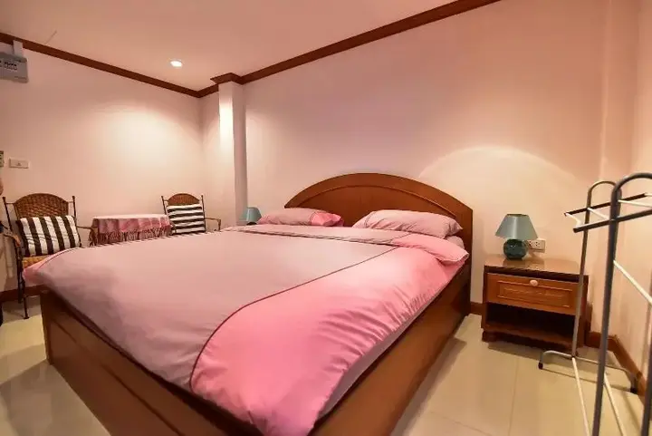 Паттайя: Thip House