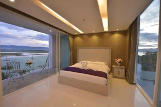 Пхаяу: Phuglong Hotel