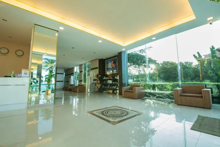 Пхаяу: Phuglong Hotel