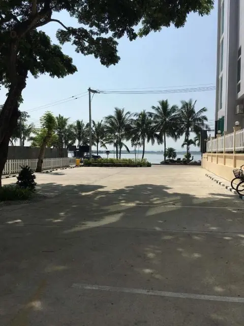 Пхаяу: Phuglong Hotel