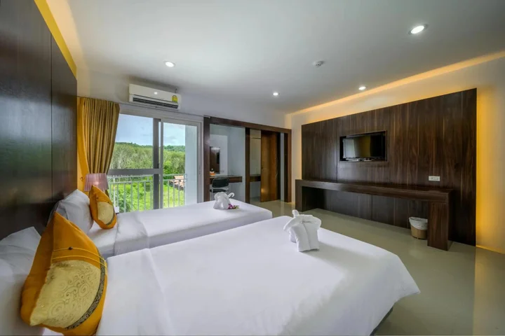 Тхаланг: Naiyang Place Phuket Airport
