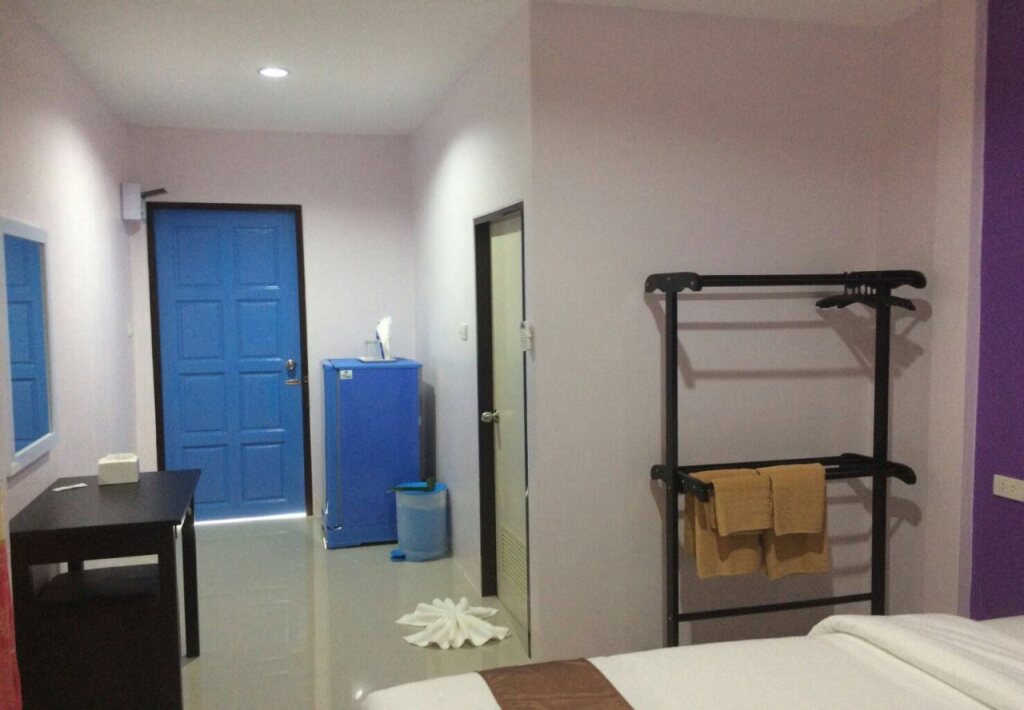 Краби: Pongsak Happy Home