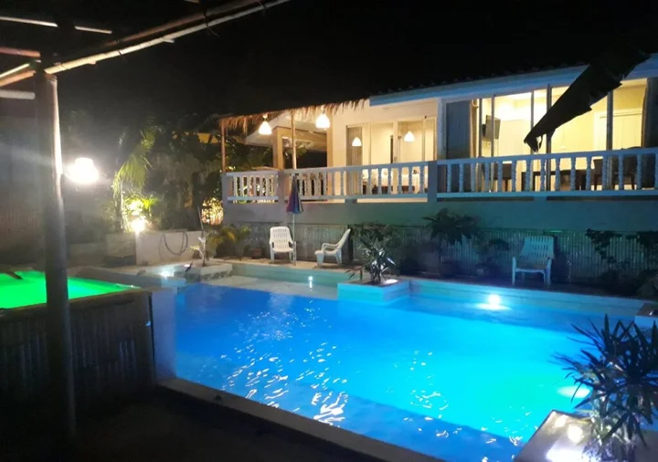 Тхаланг: Oyo 1117 Phuket Airport Suites